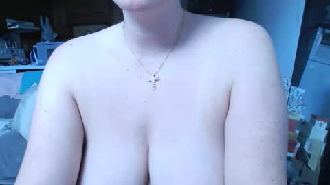 adorable22 online show from February 25, 4:53 pm