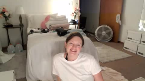 adorable22 online show from March 10, 12:15 am