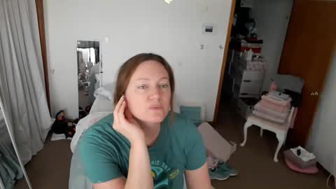 adorable22 online show from June 7, 2:21 pm