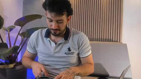 adrian_sith online show from May 20, 6:58 pm