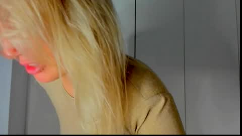 Adriana online show from June 7, 2:27 am