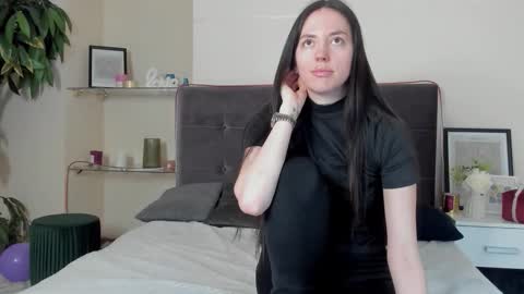 Snapshot of adrianacult chatting on February 21, 1:23 pm Adriana online show from February 21, 1:23 pm