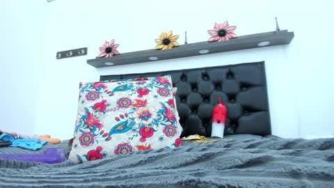 adriana online show from January 25, 2:58 pm