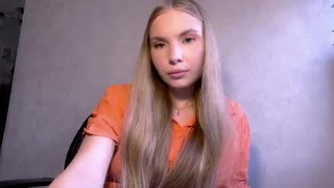 Snapshot of adriannemuldowney chatting on May 20, 3:07 pm Caroline online show from May 20, 3:07 pm
