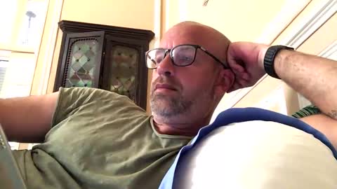 adrienfromparis online show from April 29, 9:57 am