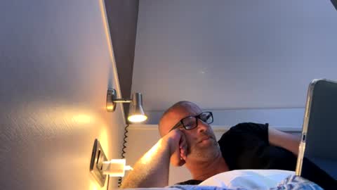 Snapshot of adrienfromparis chatting on June 17, 8:43 pm adrienfromparis online show from June 17, 8:43 pm