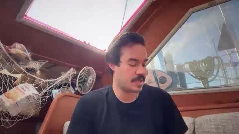 adriiiiiiiiano online show from February 24, 1:42 pm