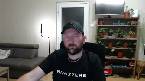 Snapshot of adultwebcamdatabase chatting on March 26, 10:59 pm Felix84 online show from March 26, 10:59 pm