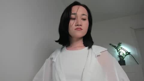 Aenie online show from January 6, 12:42 pm