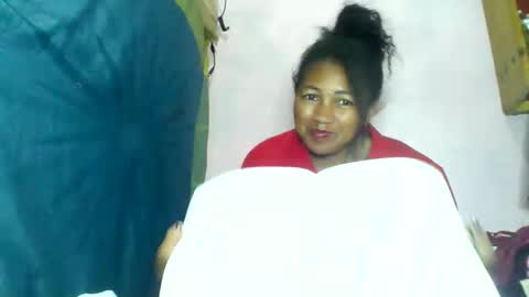 Snapshot of aelyaa chatting on June 8, 6:58 am aelyaa online show from June 8, 6:58 am