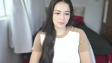 lia online show from June 26, 4:00 pm