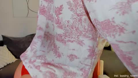 Naomi My instagram account - teasing naomi online show from December 17, 3:45 am