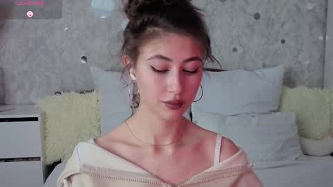 AffiinaLovsx online show from December 14, 9:47 am