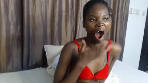 Snapshot of africana_slimqueen chatting on July 11, 5:59 pm africana_slimqueen online show from July 11, 5:59 pm