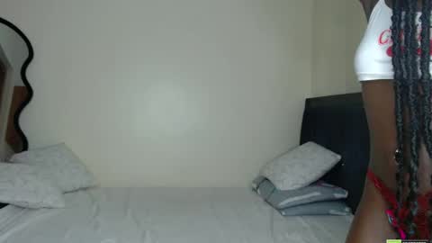 Mia online show from May 30, 4:26 pm