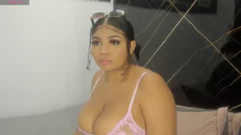 Snapshot of afrodita_roos_ chatting on July 10, 12:41 pm Afrodita Ross online show from July 10, 12:41 pm