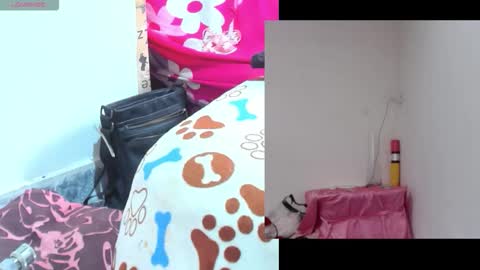 Snapshot of afroditacute16 chatting on February 23, 5:32 pm afroditacute16 online show from February 23, 5:32 pm