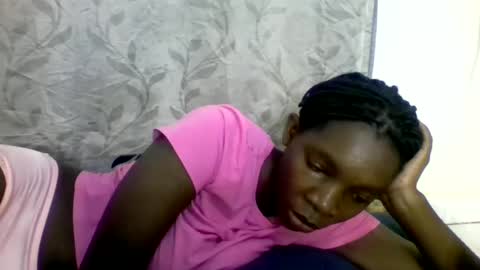 pink  and josphen online show from February 5, 9:57 am