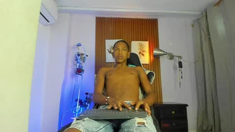 afrowayuu online show from June 29, 11:10 am