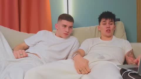 Mark online show from March 26, 5:29 pm