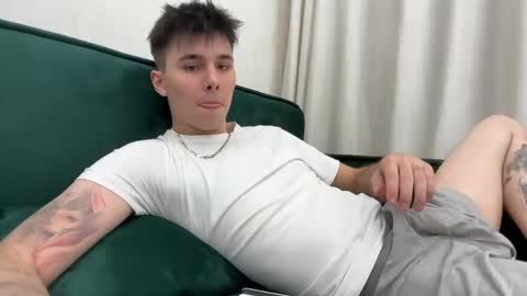 Mark online show from April 20, 8:21 pm