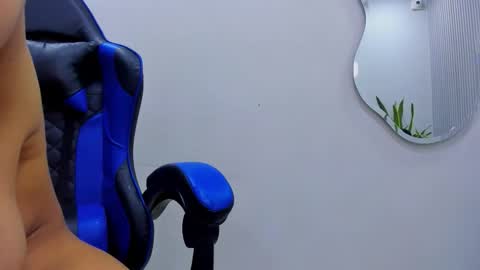 Snapshot of agata18_ chatting on January 5, 5:27 pm A G A T A online show from January 5, 5:27 pm