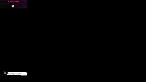 Snapshot of agatadelphine_mr chatting on June 17, 1:23 pm Agatadelphine online show from June 17, 1:23 pm