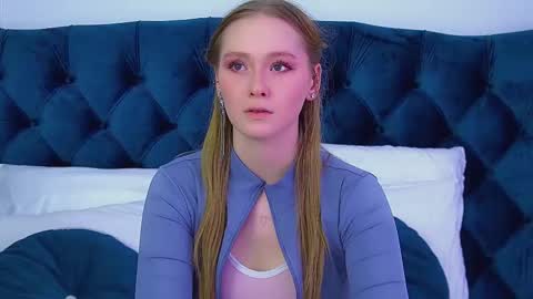 Snapshot of agatafoxley chatting on February 20, 6:19 am AgataFoxley online show from February 20, 6:19 am