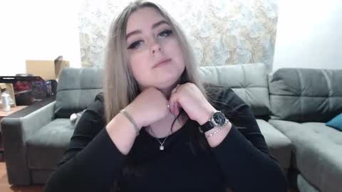 Snapshot of agatasweeti chatting on December 23, 8:03 pm Agata online show from December 23, 8:03 pm