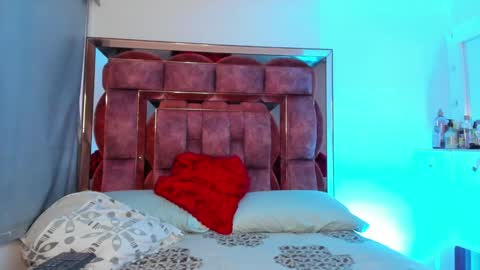 Snapshot of agatha_morrison1 chatting on January 8, 10:16 pm Agatha online show from January 8, 10:16 pm