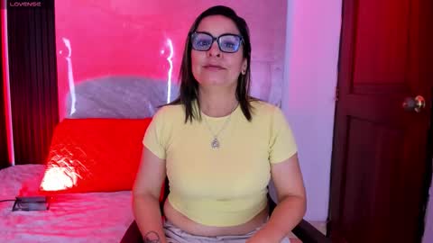 agatha_pleasure online show from February 12, 11:49 am