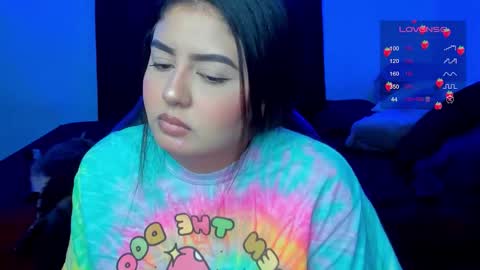 Cat online show from December 16, 4:39 am