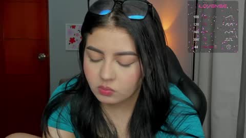 Cat online show from April 13, 4:29 am