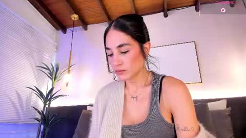 Snapshot of agattaduque chatting on June 16, 7:49 pm online show from June 16, 7:49 pm