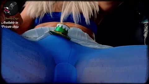 Snapshot of agdistis_butt chatting on March 17, 2:09 pm Agdistis online show from March 17, 2:09 pm