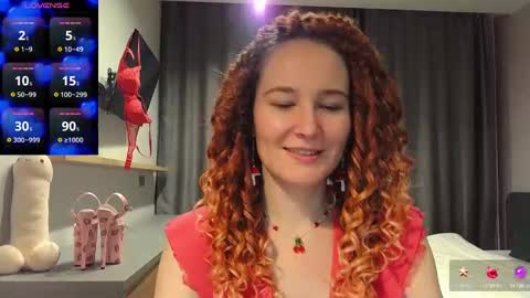 Agnes online show from December 7, 1:18 pm