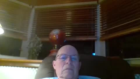aguynrkfrd online show from March 18, 9:01 am