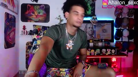 Aharon  Zamora online show from October 24, 10:50 pm