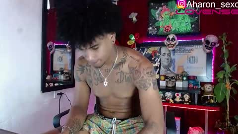 Aharon  Zamora online show from October 31, 9:05 pm