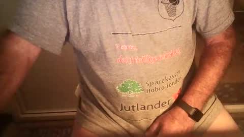 Snapshot of ahmole chatting on October 12, 10:53 pm Ole online show from October 12, 10:53 pm