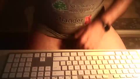 Snapshot of ahmole chatting on October 31, 1:50 am Ole online show from October 31, 1:50 am