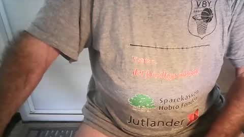 Snapshot of ahmole chatting on November 2, 8:17 am Ole online show from November 2, 8:17 am