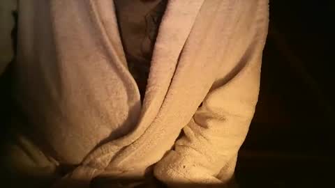 Snapshot of ahmole chatting on March 31, 8:20 pm Ole online show from March 31, 8:20 pm