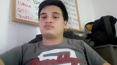 Snapshot of ahntony__69 chatting on November 6, 6:14 am ahntony 69 online show from November 6, 6:14 am