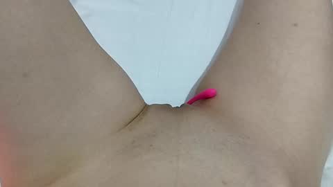 Snapshot of ahsexi chatting on February 3, 2:53 am Taylor online show from February 3, 2:53 am