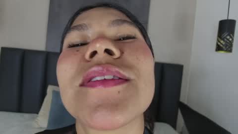 AHSLY online show from April 26, 12:47 pm