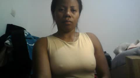 Aicha boobs online show from July 28, 2:29 am