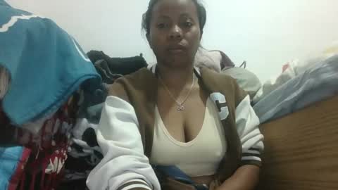 Aicha boobs online show from July 30, 2:21 am