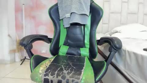 karoline  online show from October 16, 5:47 pm