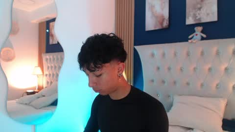 Aiden online show from April 9, 1:05 pm